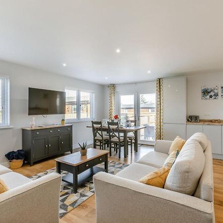 Отель Cotswold Gateway Escape Offenham Экстерьер фото