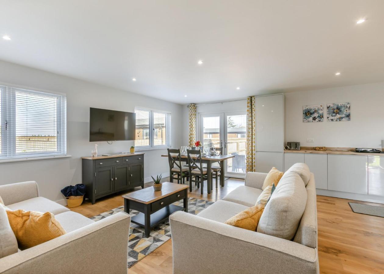 Отель Cotswold Gateway Escape Offenham Экстерьер фото