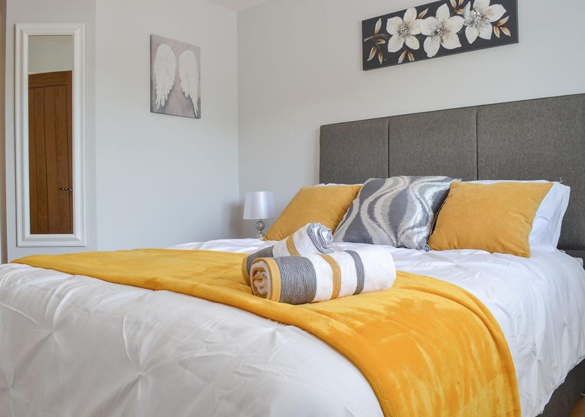 Отель Cotswold Gateway Escape Offenham Экстерьер фото